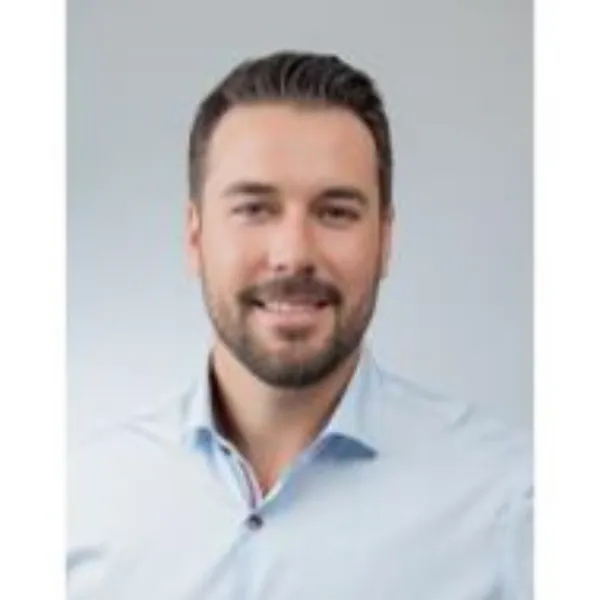 Jean-Sébastien Latour - Real Estate Broker