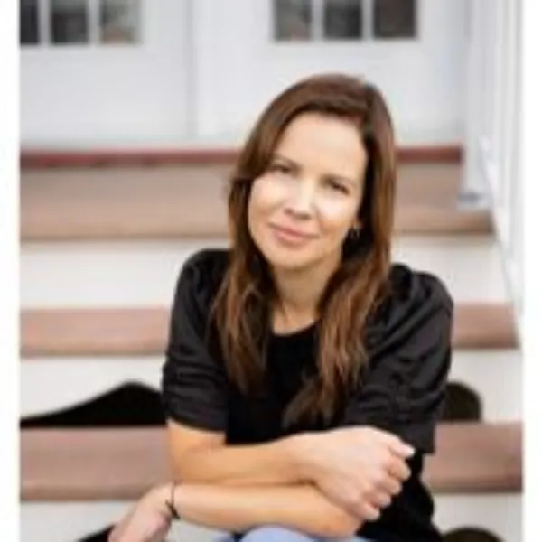 Mélanie Gilbert - Real Estate Broker