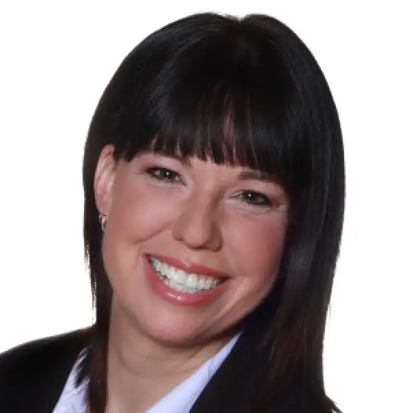 Real Estate Broker - SOPHIE SPENARD