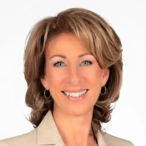 NATHALIE CÔTÉ - REAL ESTATE BROKER