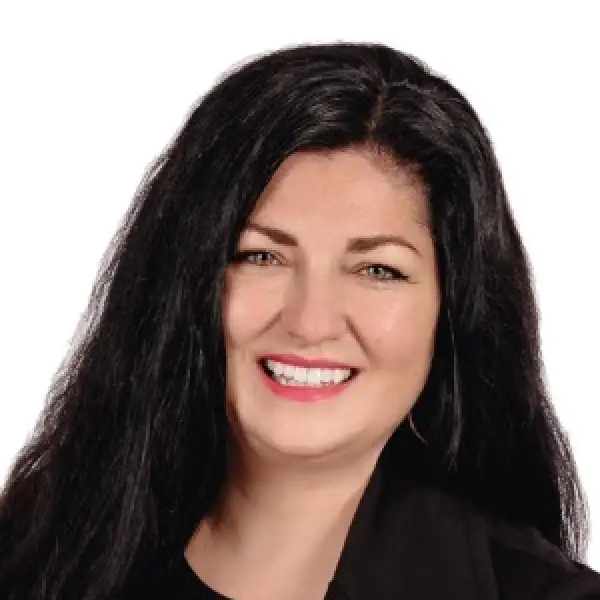 VÉRONIQUE CÔTÉ SOUCY - REAL ESTATE BROKER