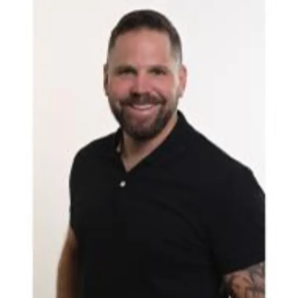 Jean-Simon Bélanger - Real Estate Broker