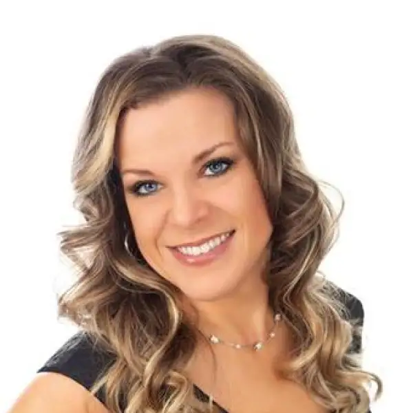Rebecca Mccutcheon-Jones - Real Estate Broker