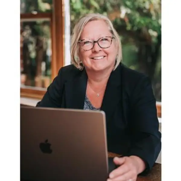 Sylvie Dussault - Real Estate Broker