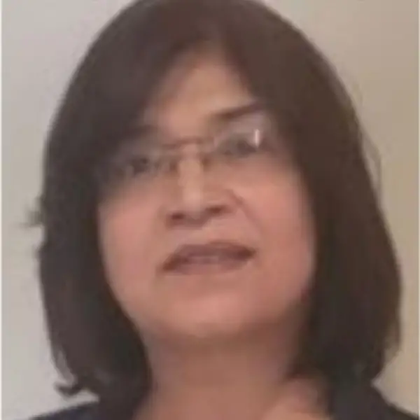 Komal Arora - Courtier Immobilier