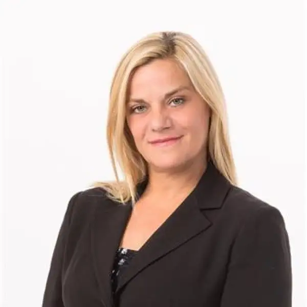 Céline Savard - Real Estate Broker