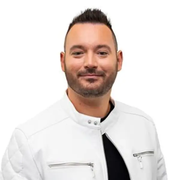 Steve Léveillé - Real Estate Broker
