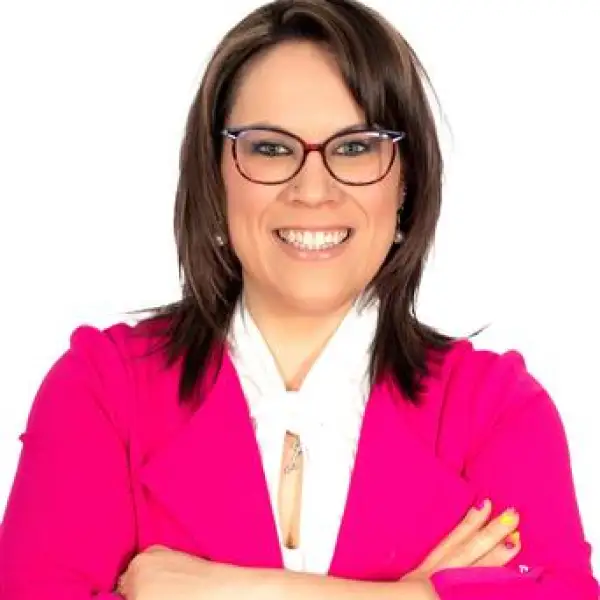 Geneviève Natasha Hashchak - Real Estate Broker