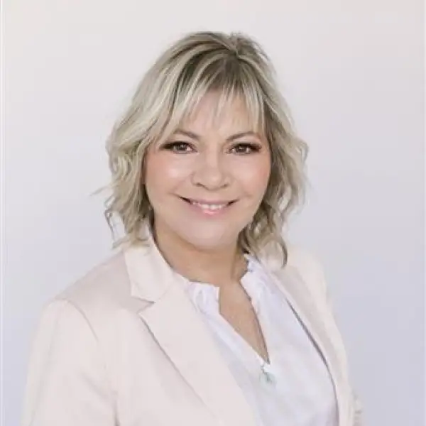 Francine Néron - Real Estate Broker