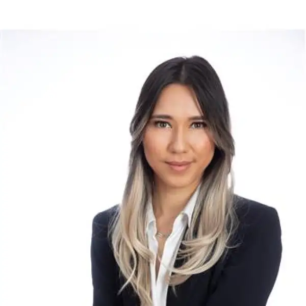 Zahra Nazary - Real Estate Broker