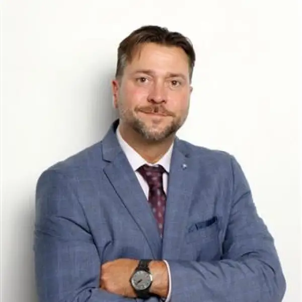 Stephan Simioni - Real Estate Broker