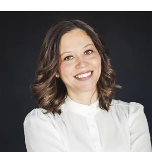 Laïla Lecoq - Real Estate Broker