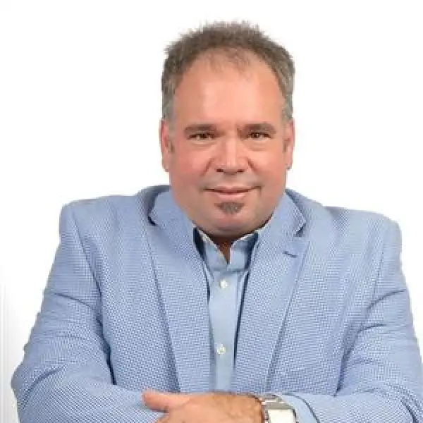 Robert Savage - Real Estate Broker