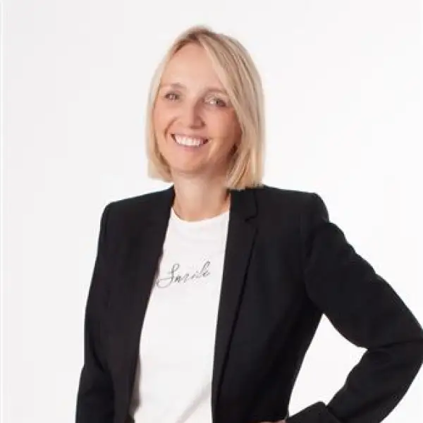 Real Estate Broker - Kathy Rouillard