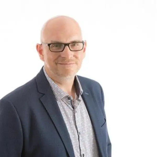DANIEL SINCLAIR - REAL ESTATE BROKER