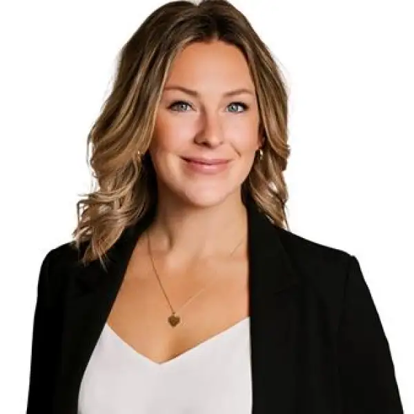 Stéphanie Bernier - Real Estate Broker