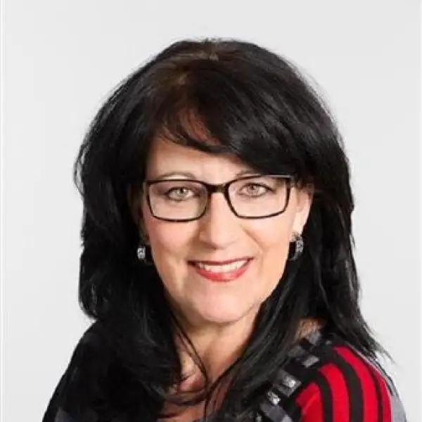Lyne Hamel - Real Estate Broker