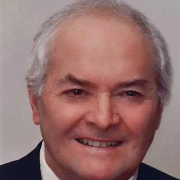 Vincent Roselli - Real Estate Broker
