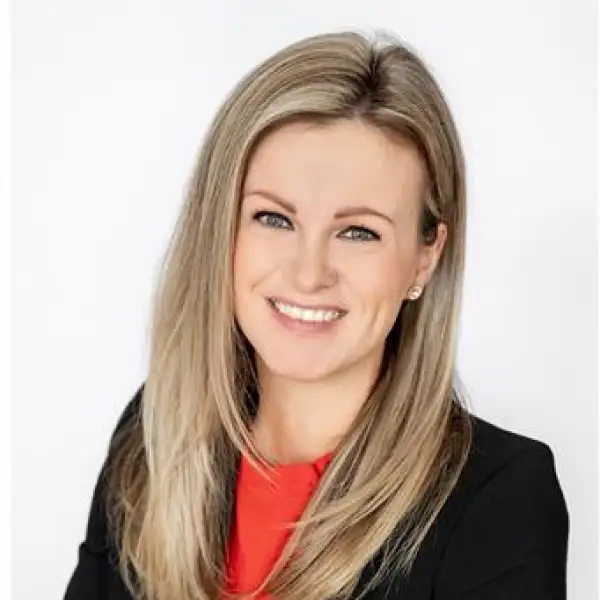 Real Estate Broker - Stéphanie Carrier