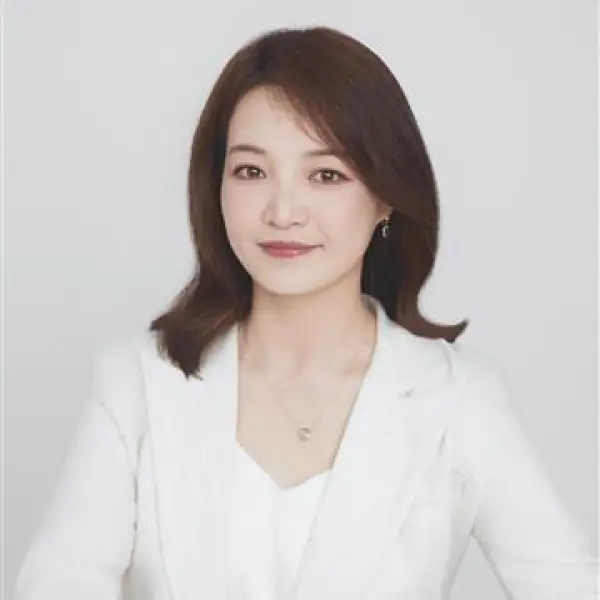 Min Zhou - Real Estate Broker