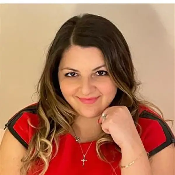 Andreea Vrabie - Courtier Immobilier