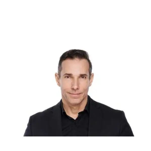Real Estate Broker - Yanick Beaupertuis