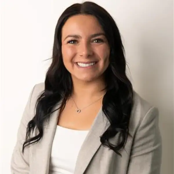 Courtier Immobilier - Jasmine Mathieu-O'Bomsawin