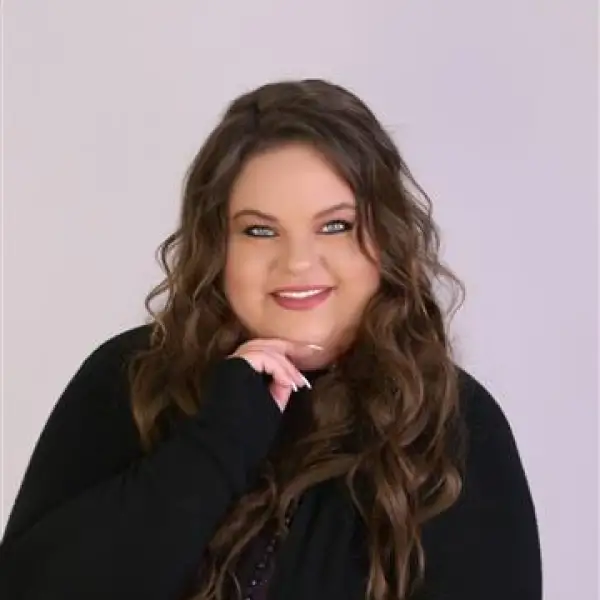 Stephanie Kluke - Real Estate Broker
