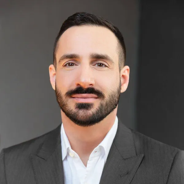 Real Estate Broker - Jason Mossa